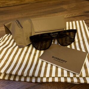 Burberry sunglasses